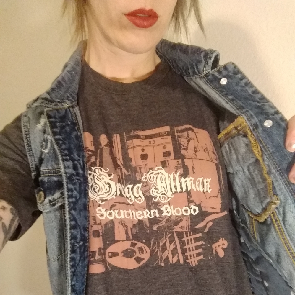Gregg Allman t-shirt! Size Large